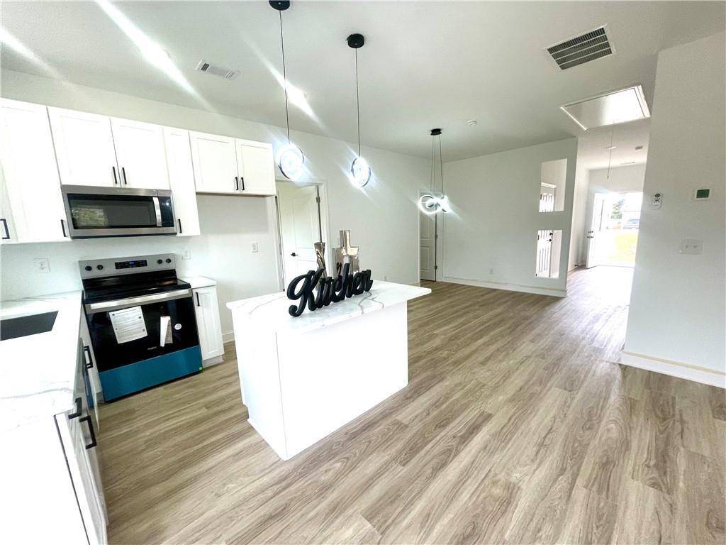 Lavonia, GA 30553,103 Charity DR
