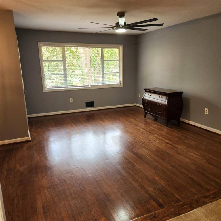 Atlanta, GA 30311,2142 West Cedar LN