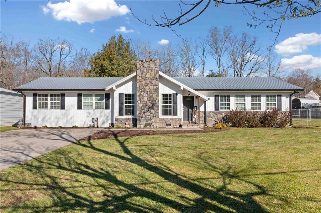 Chatsworth, GA 30705,135 Floodtown RD