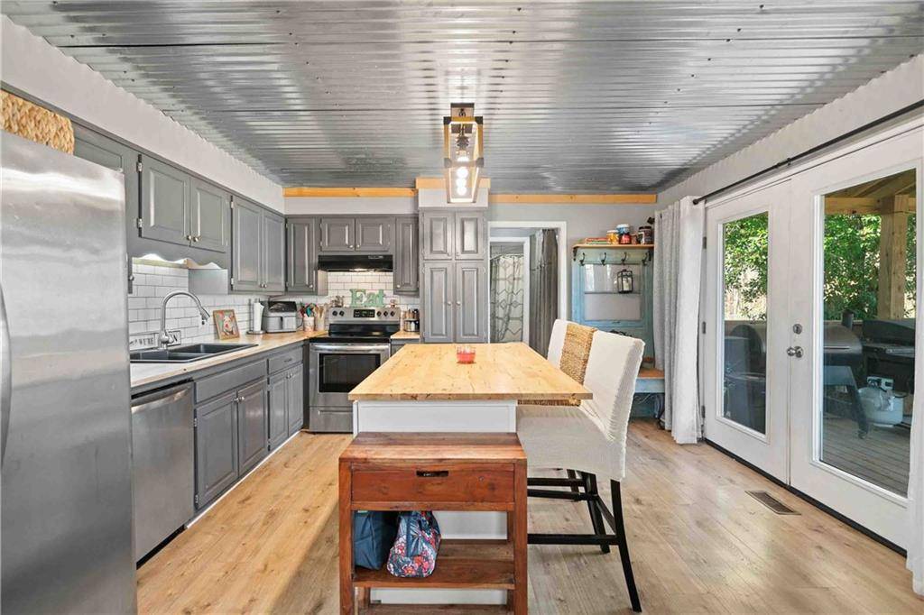 Chatsworth, GA 30705,135 Floodtown RD