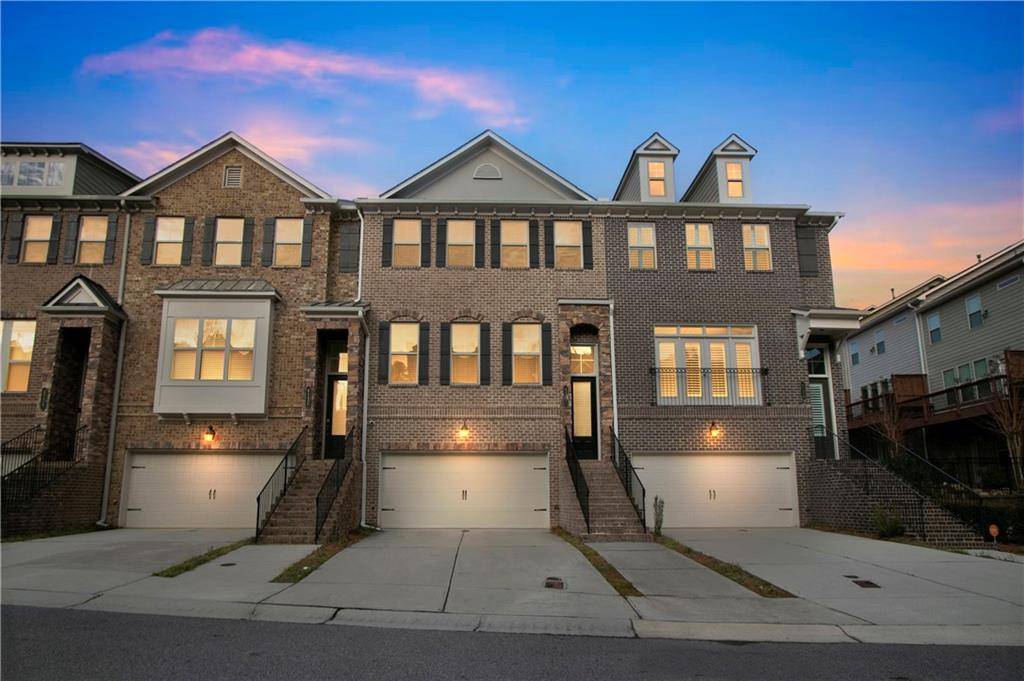 Atlanta, GA 30346,4121 Townsend LN