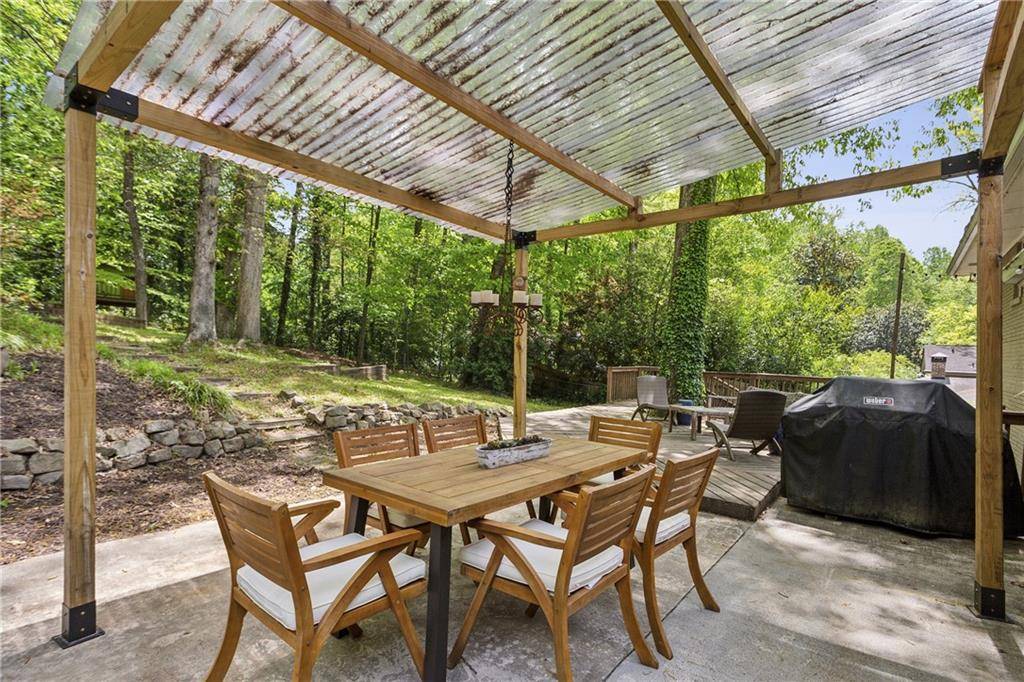 Sandy Springs, GA 30328,205 Glencourtney DR