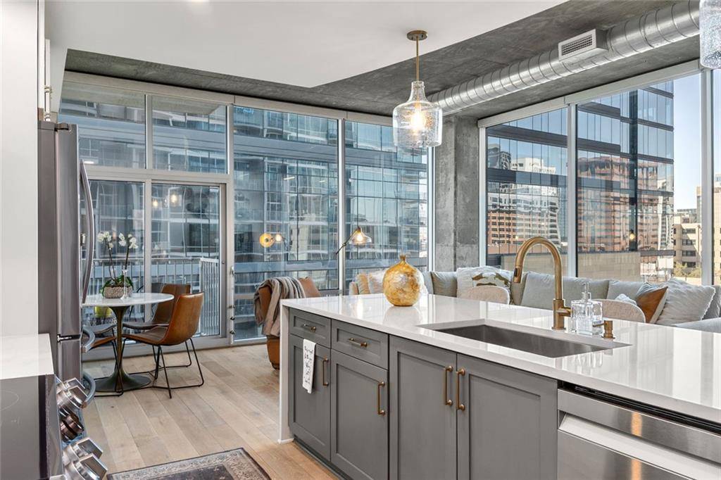 Atlanta, GA 30309,923 Peachtree ST NE #939