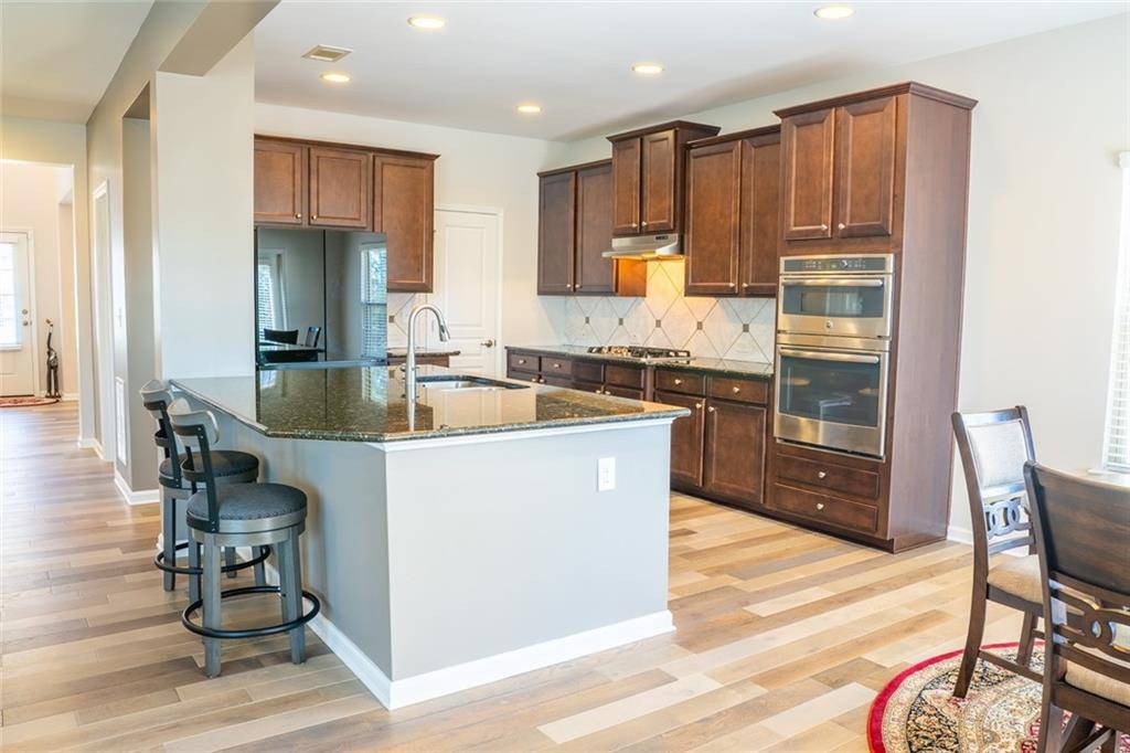 Sugar Hill, GA 30518,331 La Perla DR