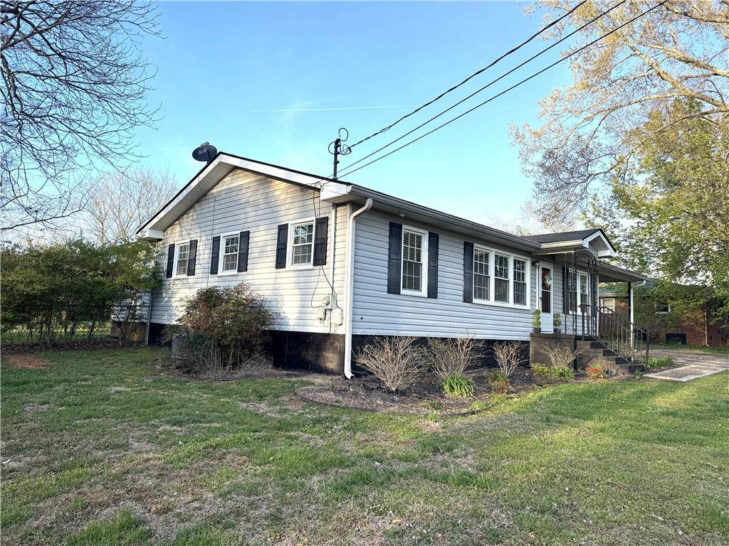 Rome, GA 30161,1031 E Hermitage RD NE