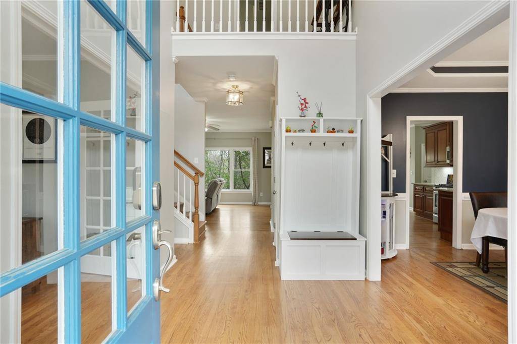 Canton, GA 30115,819 Holly RDG