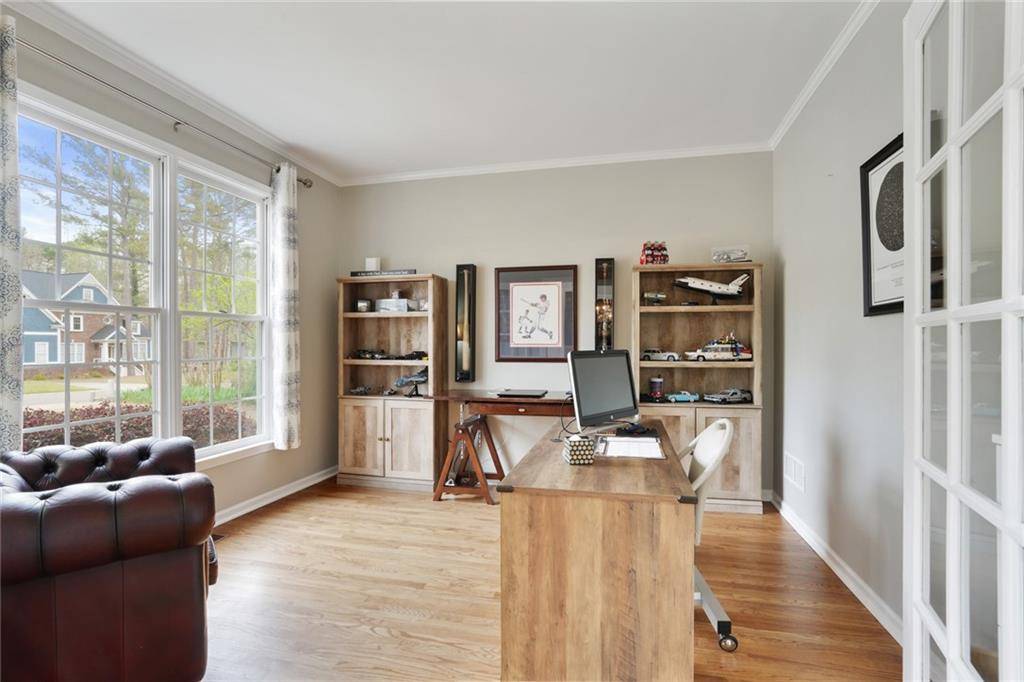 Canton, GA 30115,819 Holly RDG