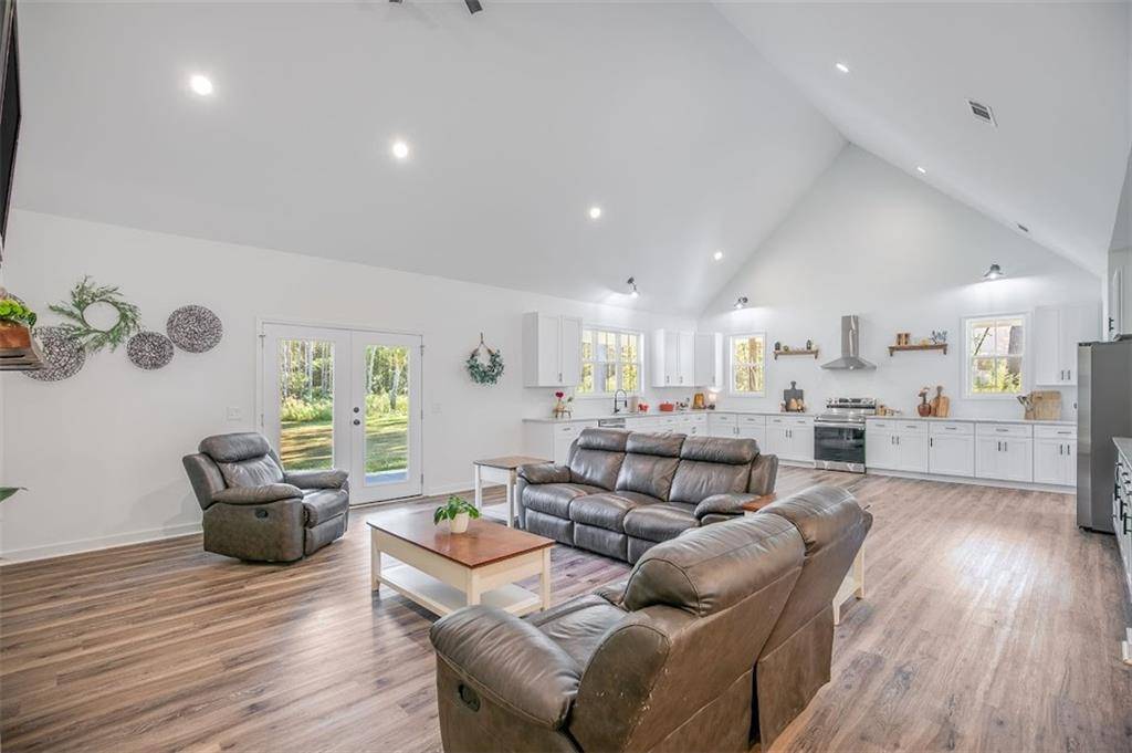 Carrollton, GA 30117,337 Beaverpond RD