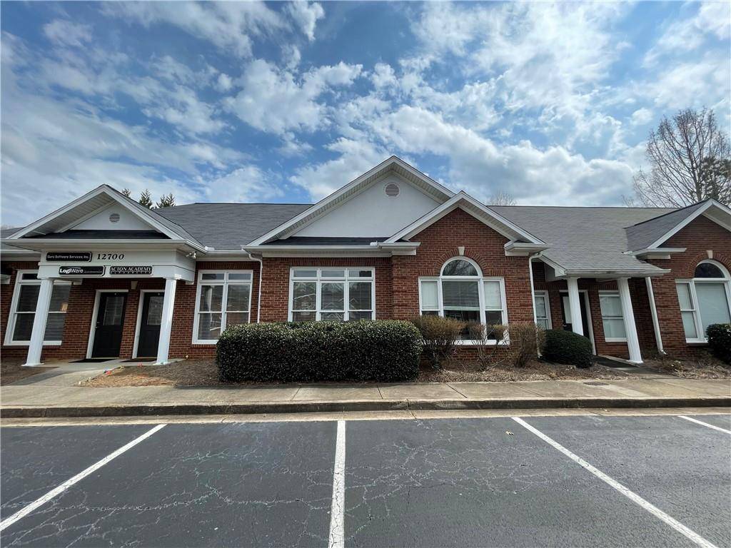 Alpharetta, GA 30009,12700 Century DR #B