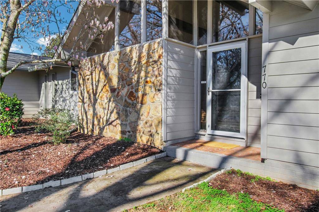 Roswell, GA 30076,770 Rounsaville RD