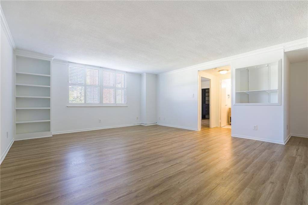 Atlanta, GA 30305,2965 Pharr Court South NW #503