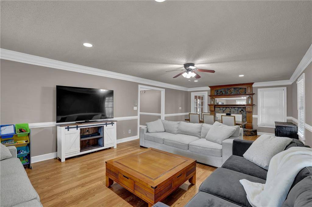 Waleska, GA 30183,150 Pawnee ST