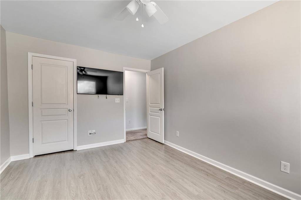 Lawrenceville, GA 30044,5 burns View ct