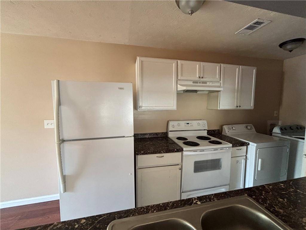 Marietta, GA 30008,1315 Old Coach RD SW