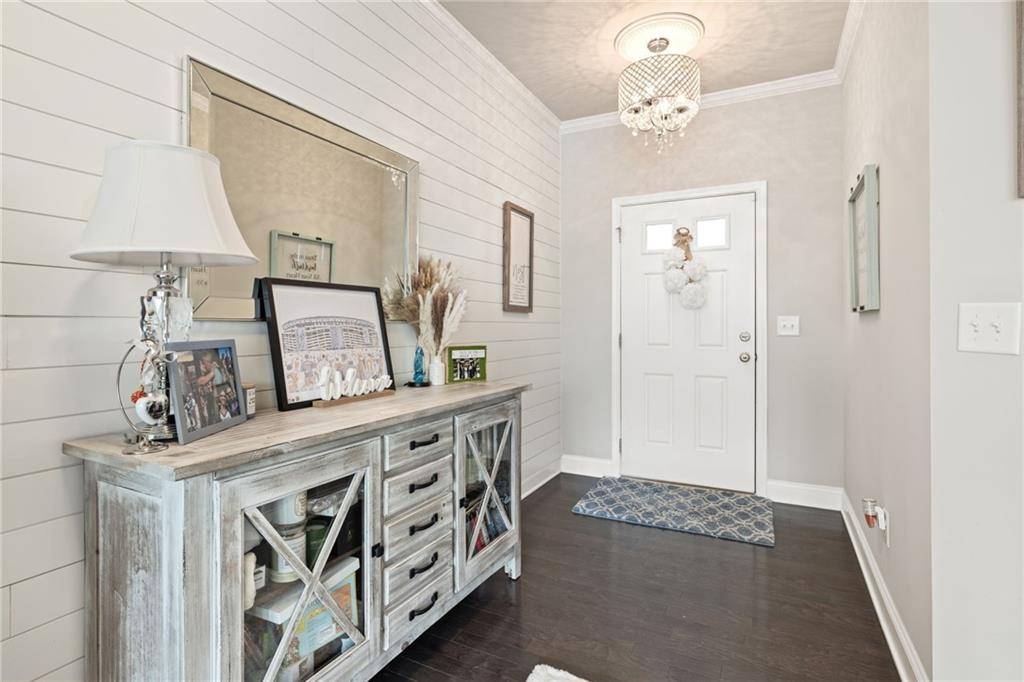 Woodstock, GA 30188,207 Magnolia Creek WAY