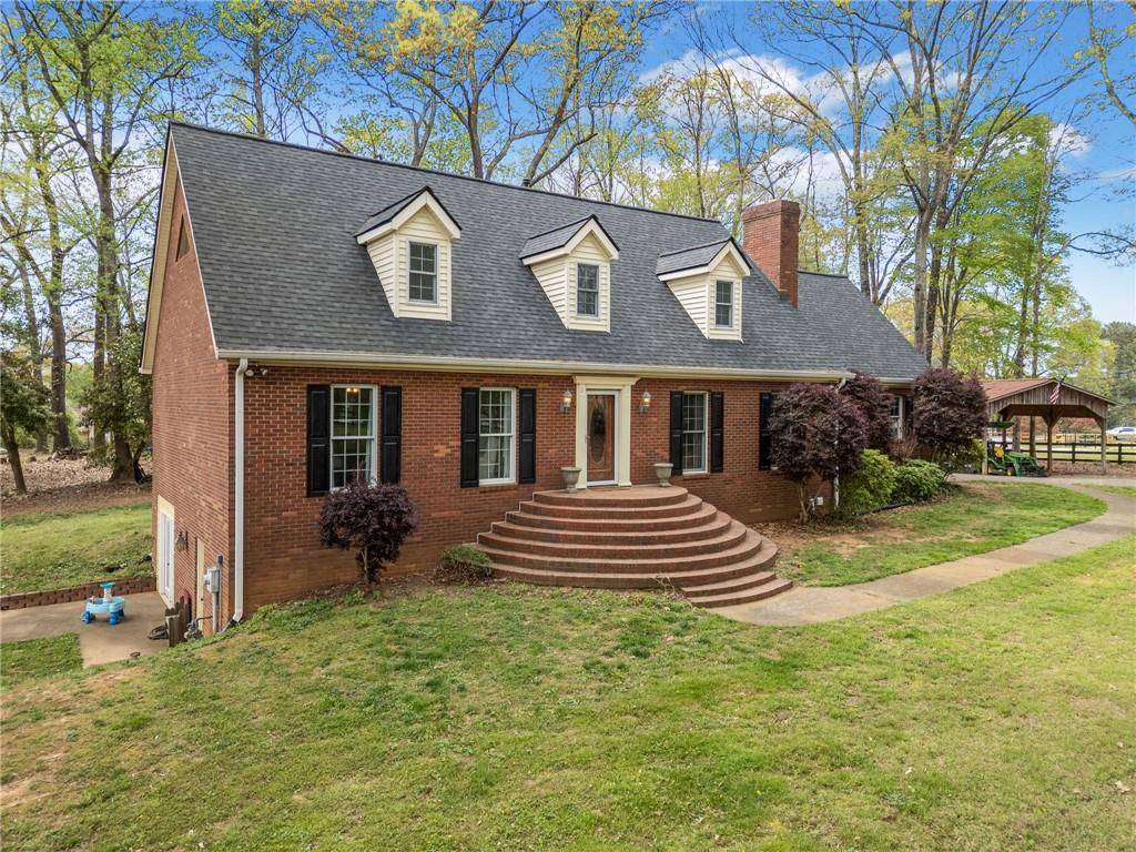 Acworth, GA 30102,6695 Woodstock RD