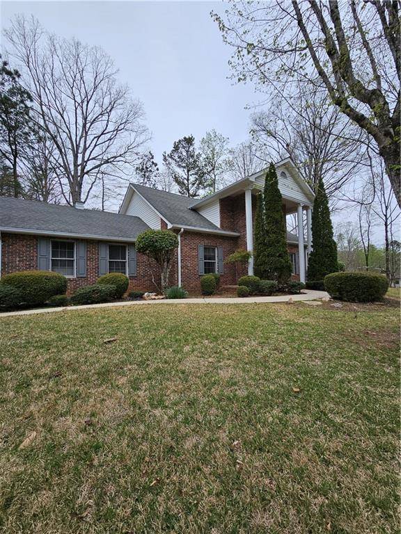 Gainesville, GA 30506,930 E Lake DR