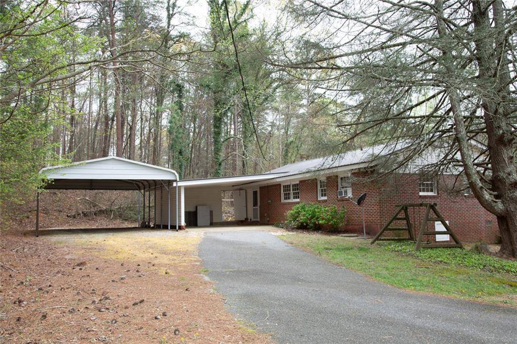 Dahlonega, GA 30533,6462 Old Dahlonega HWY