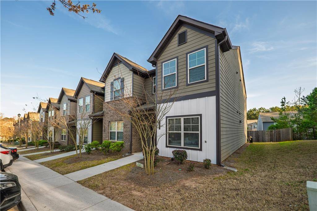 Atlanta, GA 30344,2461 Bayrose CIR