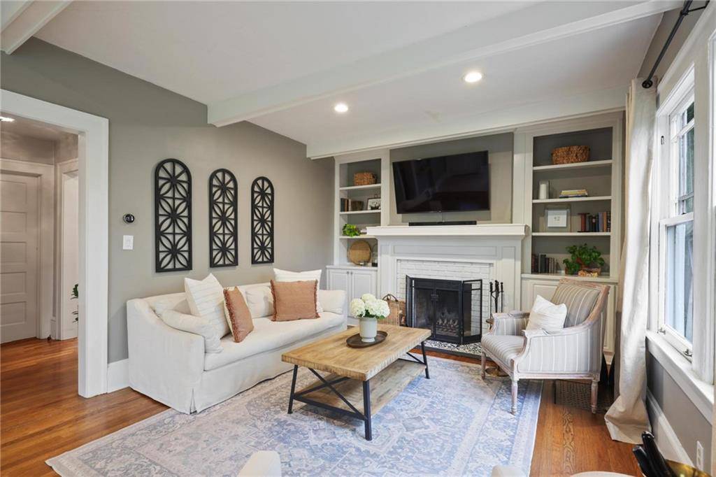 Atlanta, GA 30305,215 Terrace DR NE
