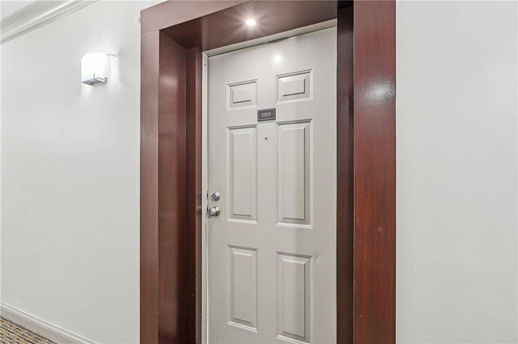 Atlanta, GA 30326,3481 Lakeside DR NE #2203