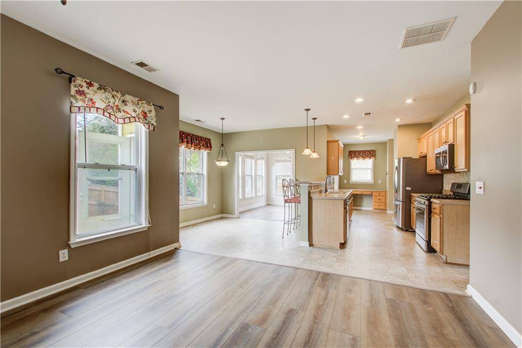 Acworth, GA 30101,4461 KENTLAND DR