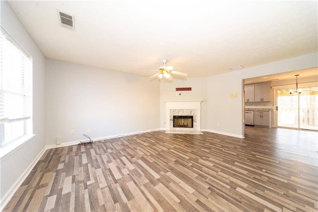 Lawrenceville, GA 30043,811 Sugar Oak LN