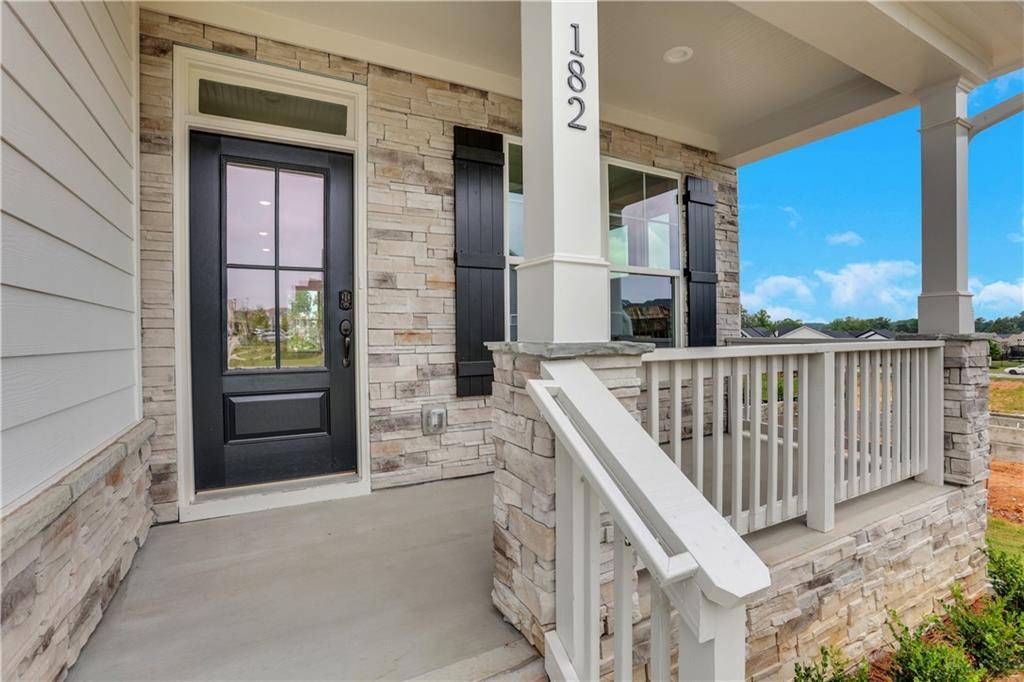 Hoschton, GA 30548,182 Candlewood LN