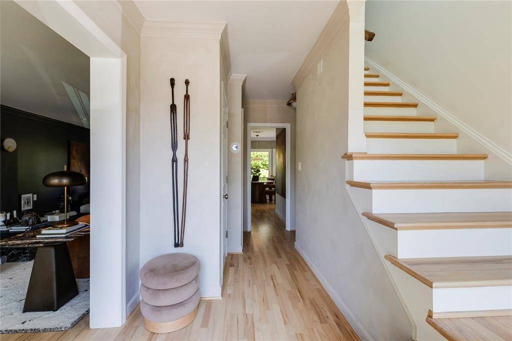 Atlanta, GA 30324,902 Lenox Hill CT NE
