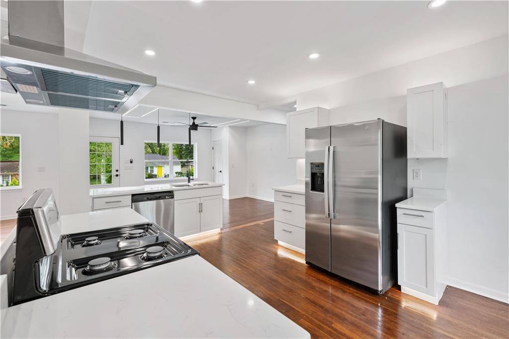 Atlanta, GA 30315,733 Pegg RD SW