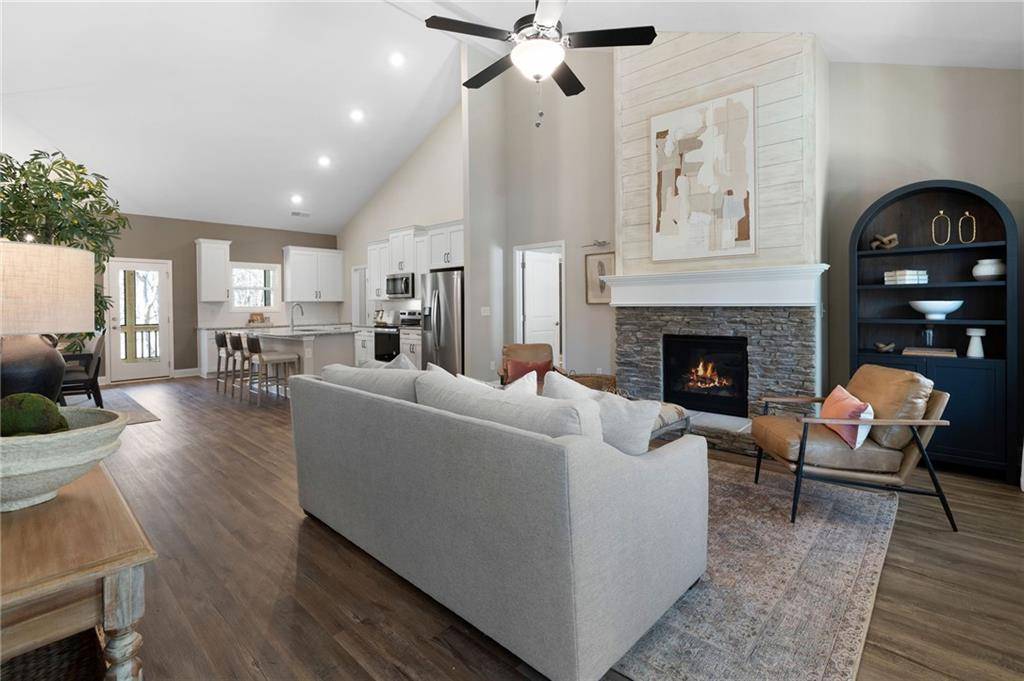Waleska, GA 30183,154 Chickasaw DR