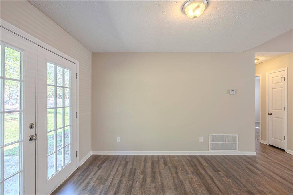 Atlanta, GA 30349,6520 Emerald Pointe CIR