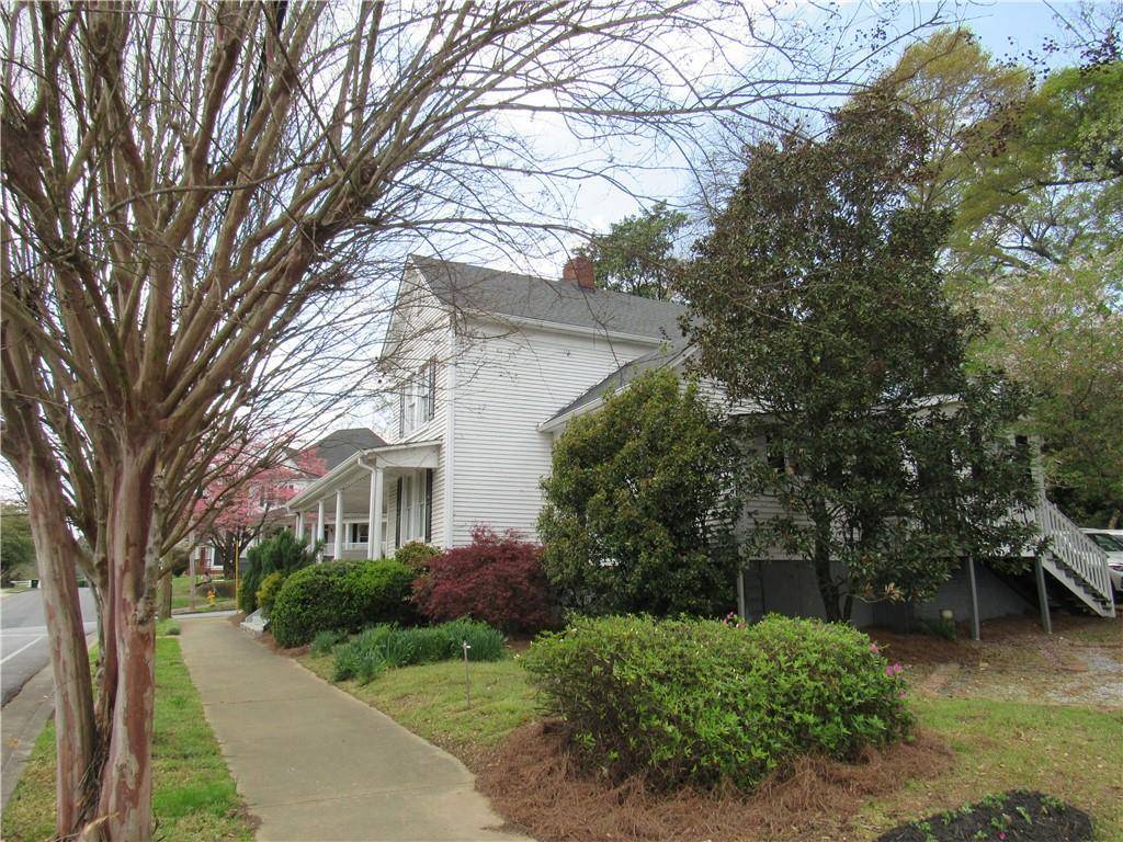 Rockmart, GA 30153,300 Church ST
