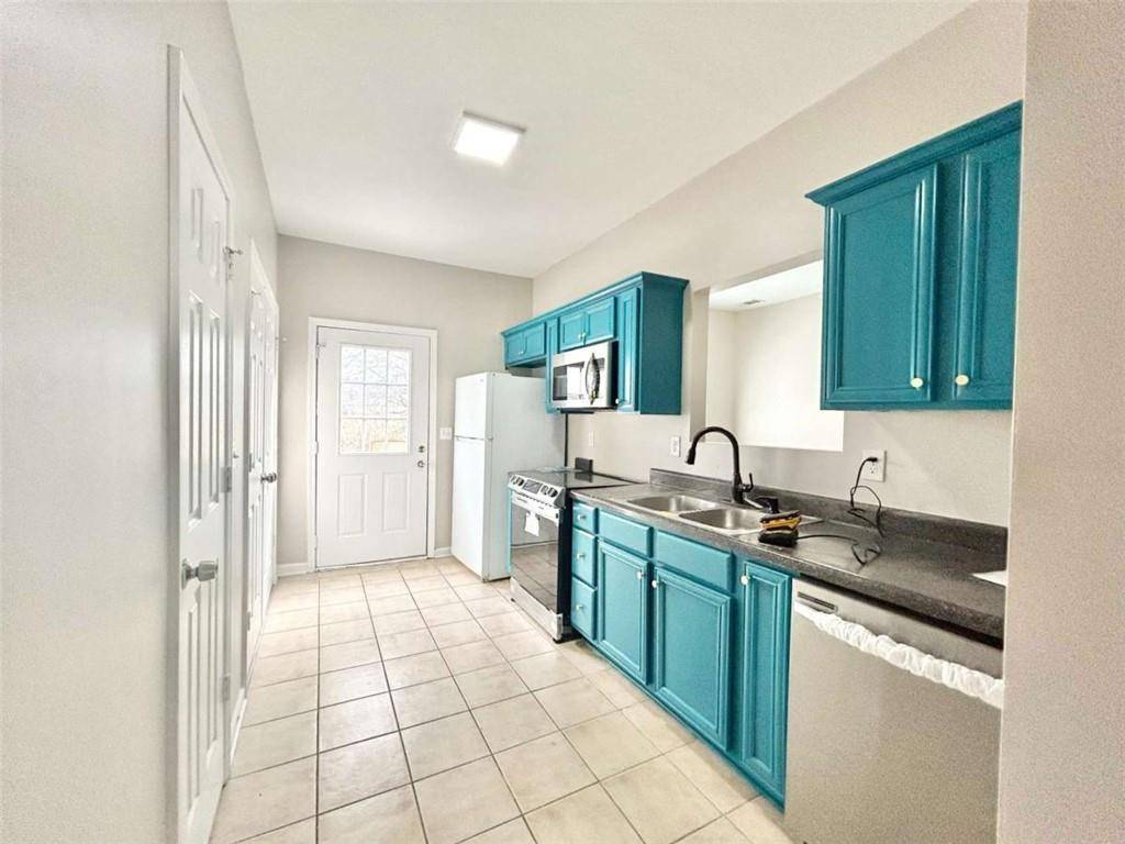 Monroe, GA 30655,729 Wheel House LN #B