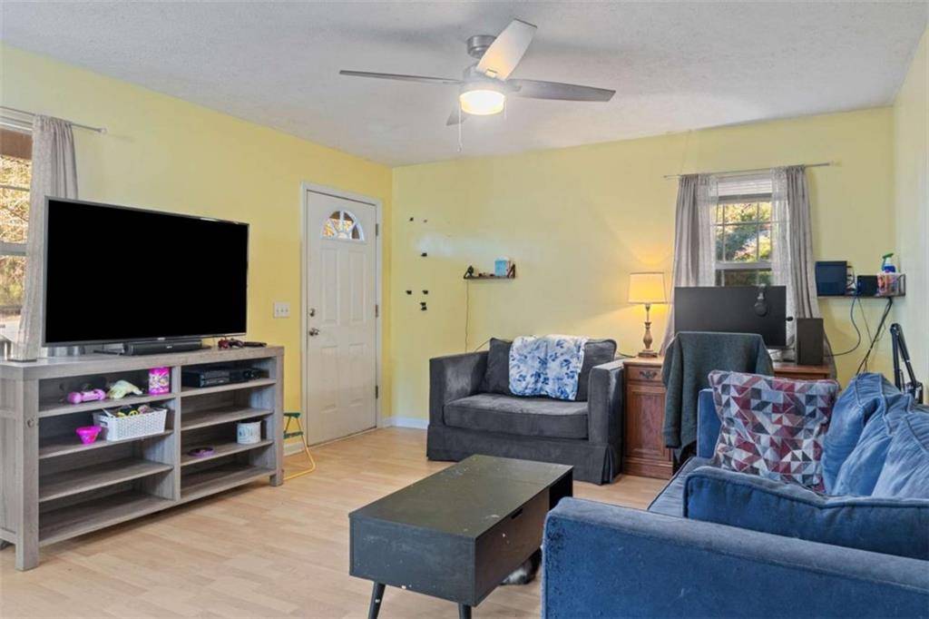 Clarkesville, GA 30523,110 Clearview ST