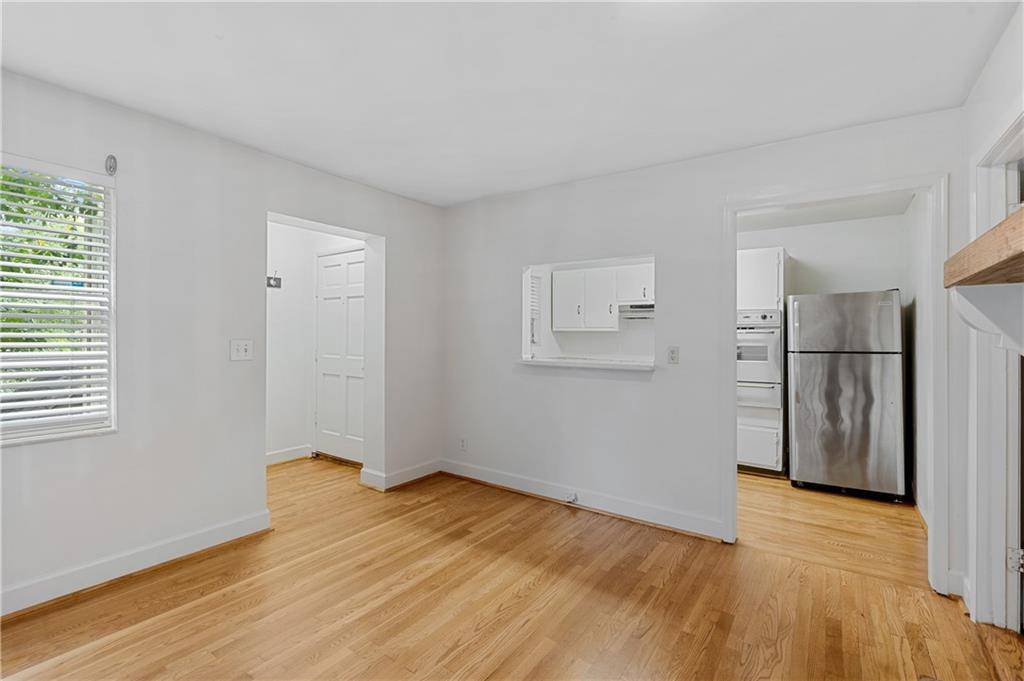 Atlanta, GA 30305,11 Peachtree Hills AVE NE #D2