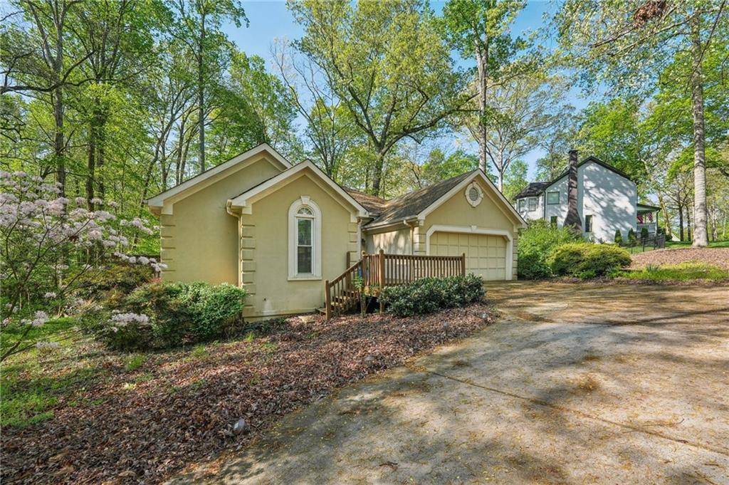 Alpharetta, GA 30009,230 Oakmere DR
