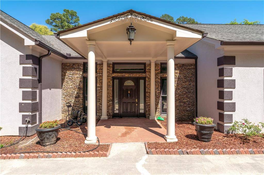 Buford, GA 30519,2320 Copper Trail LN