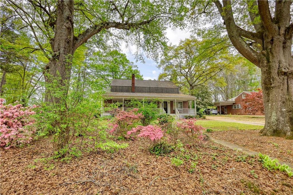Fairburn, GA 30213,177 Fairview DR
