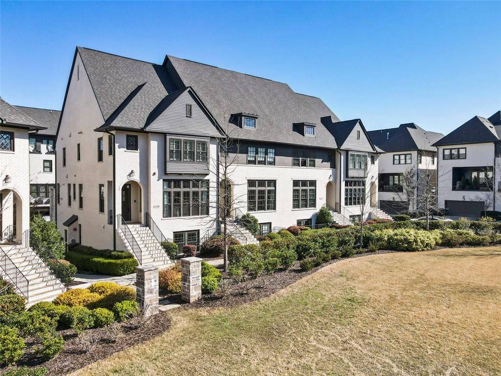 Atlanta, GA 30328,6408 RADIANT TRCE