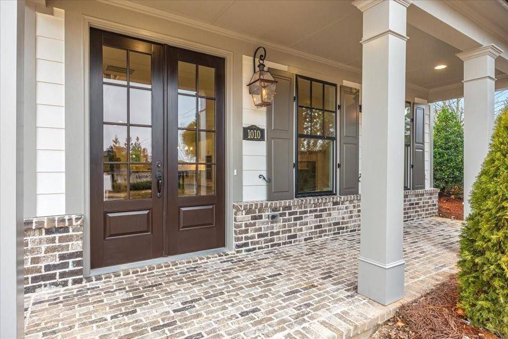 Roswell, GA 30075,1010 Coleman Place DR