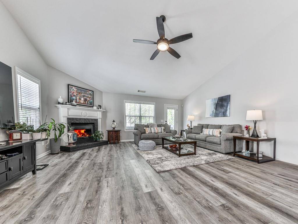 Canton, GA 30114,305 Nobleman WAY