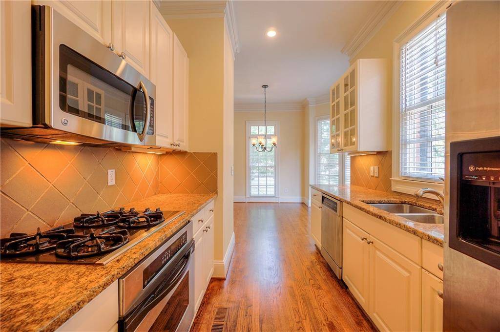 Atlanta, GA 30308,774 Piedmont AVE NE #11B