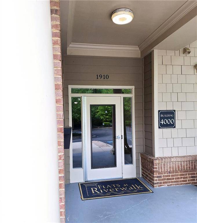 Atlanta, GA 30339,1910 Cedar Glenn WAY #4104