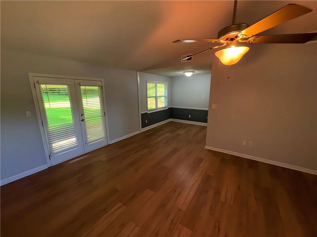 Conyers, GA 30094,530 Bell RD SE