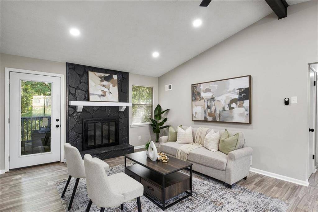Lithonia, GA 30038,4983 NEEDLE KNOB CT