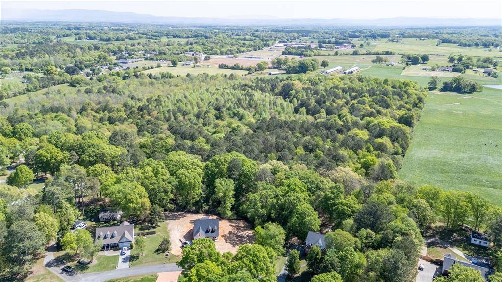 Calhoun, GA 30701,104 Hunter DR NE