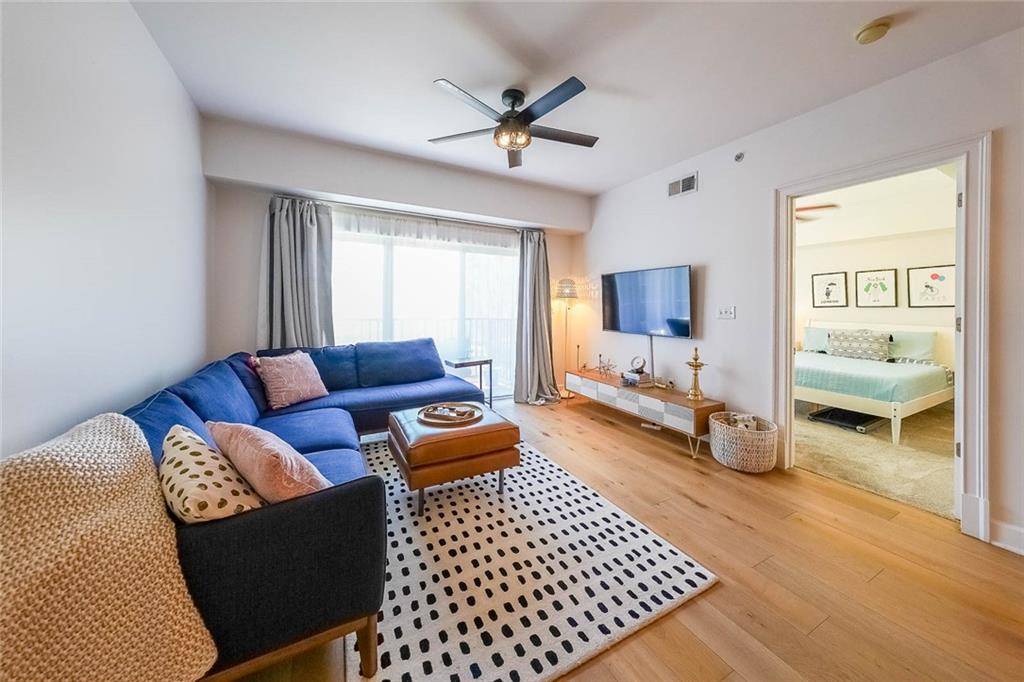 Atlanta, GA 30339,200 River Vista DR #236