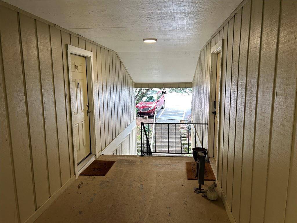 Atlanta, GA 30342,5147 Roswell RD #9