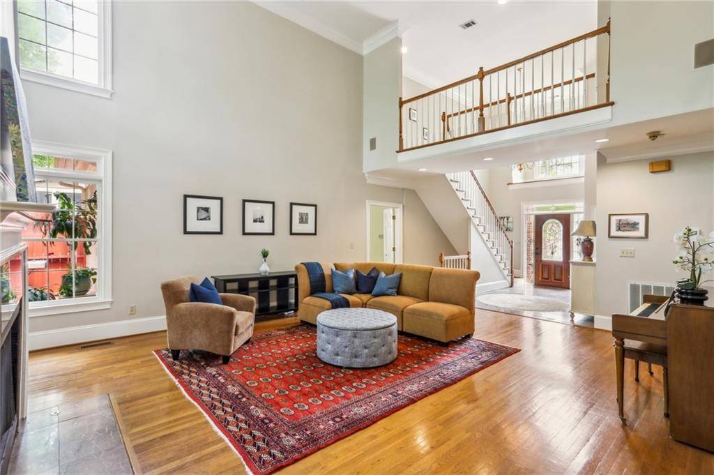 Atlanta, GA 30324,1016 Lenox Crest NE